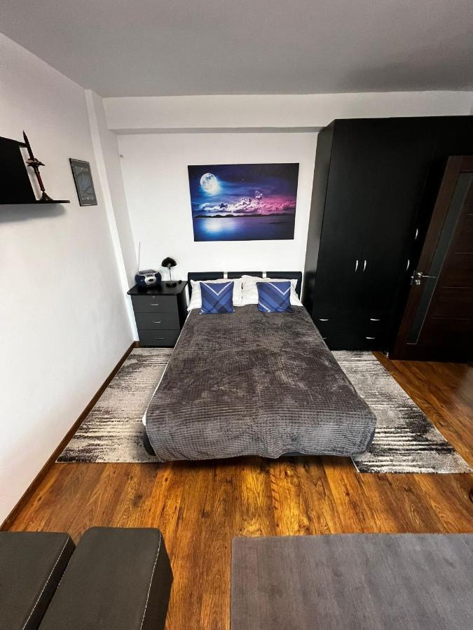 High Level Apart Oradea Free Reserved Parking Extérieur photo